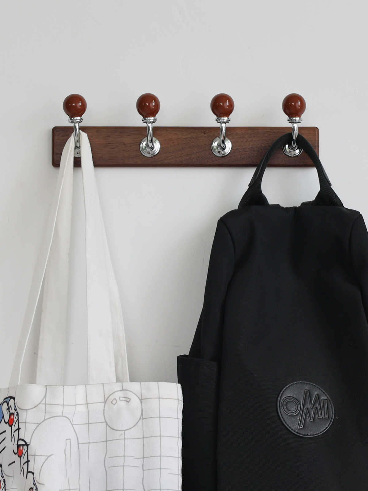 Walnut Solid Wood Hook Entrance Coat Bag Decorative Hook